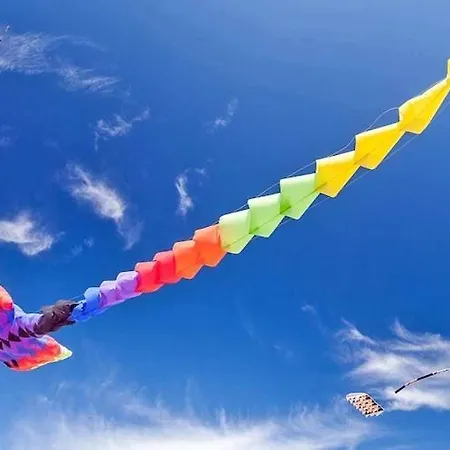 With 2 Bedrooms In * Rewal