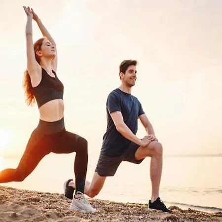 With 2 Bedrooms In *