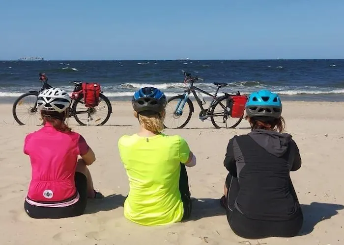 With 2 Bedrooms In Prázdninový dům Rewal