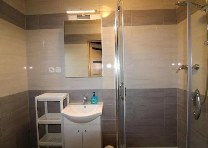 With 2 Bedrooms In Prázdninový dům *